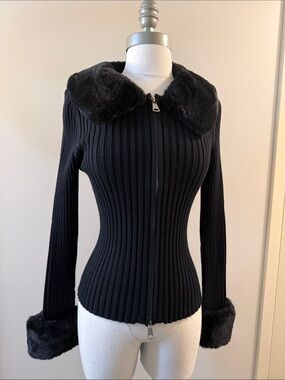 Wayf Black Ribbed Zip-Up Sweater with Faux Fur Collar & Cuffs